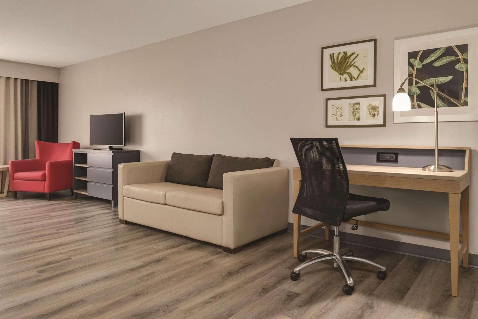 Country Inn & Suites By Radisson, Waterloo, Ia Dış mekan fotoğraf